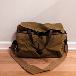 Filson 24 Hour Tin Cloth Briefcase in Dark Tan